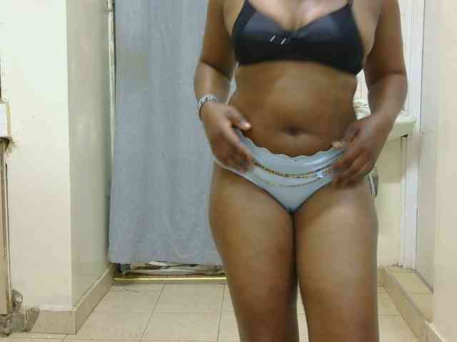 SweetLahika webcam