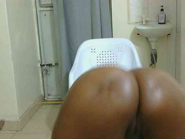 SweetLahika webcam