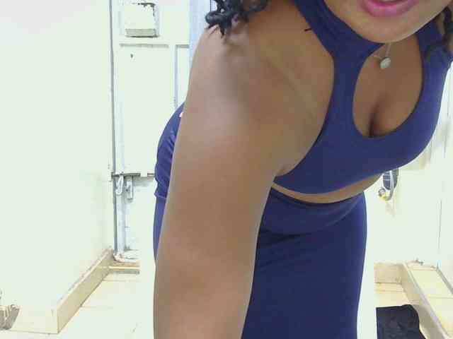 SweetLahika webcam