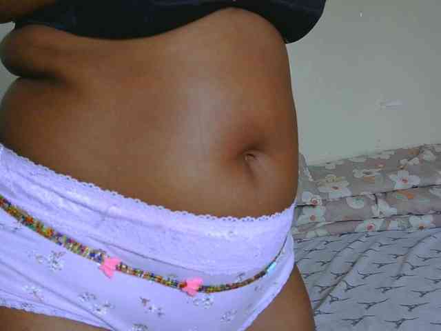 SweetLahika webcam