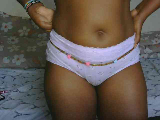 SweetLahika webcam