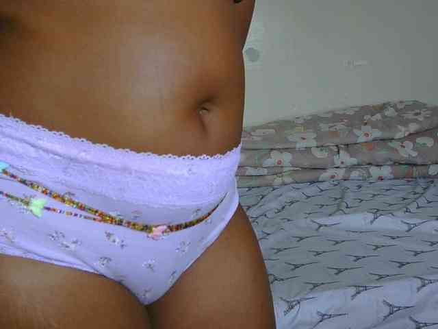 SweetLahika webcam