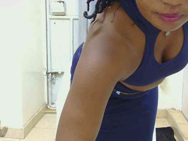 SweetLahika webcam