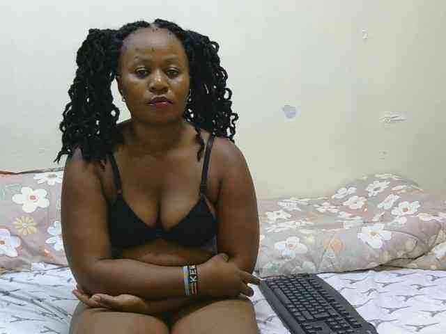 SweetLahika's webcam live show