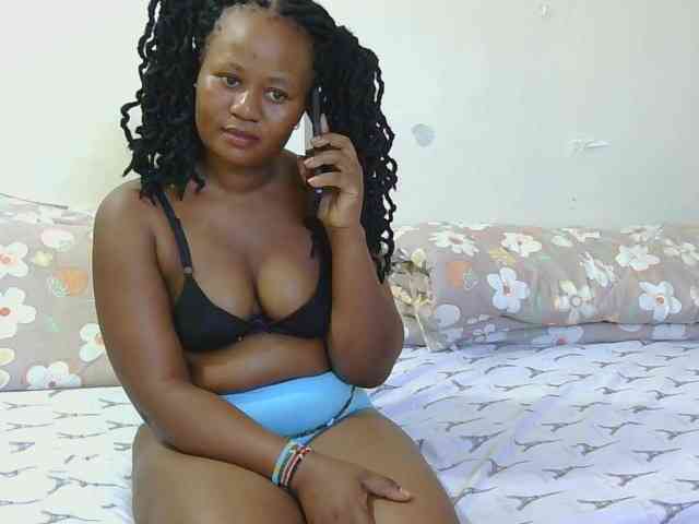 SweetLahika webcam