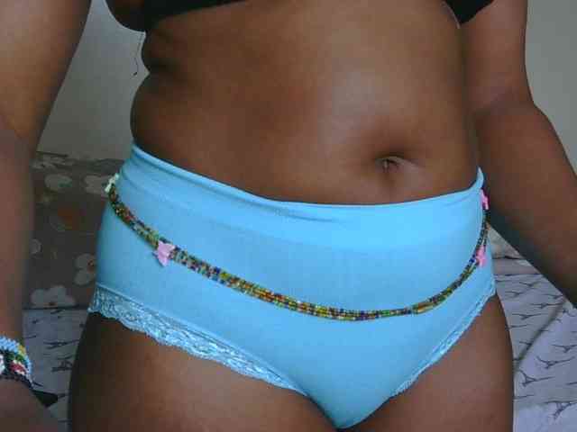 SweetLahika webcam