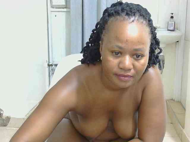 SweetLahika webcam