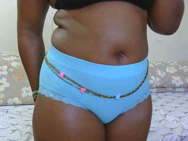 SweetLahika webcam