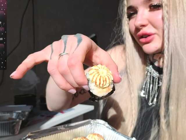 bklfeya's BongaCams show and profile