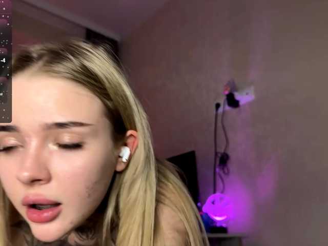 bklfeya's BongaCams show and profile