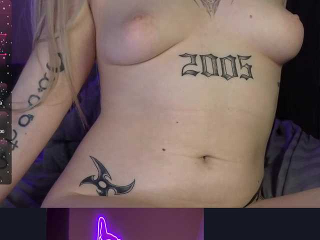 bklfeya's BongaCams show and profile