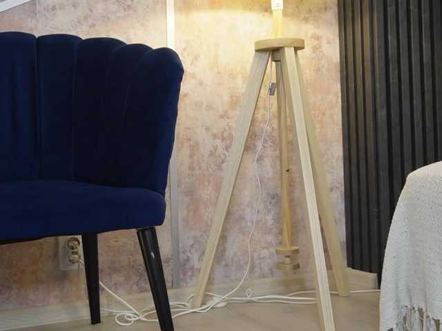 scarlet-eyes's BongaCams show and profile