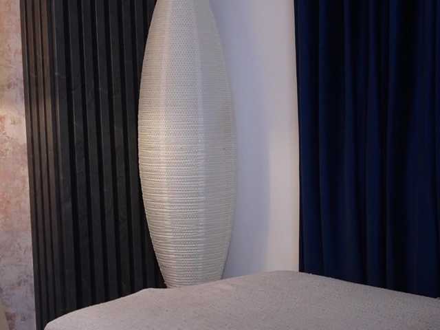 scarlet-eyes's BongaCams show and profile