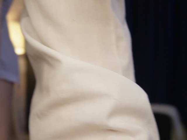 scarlet-eyes's BongaCams show and profile