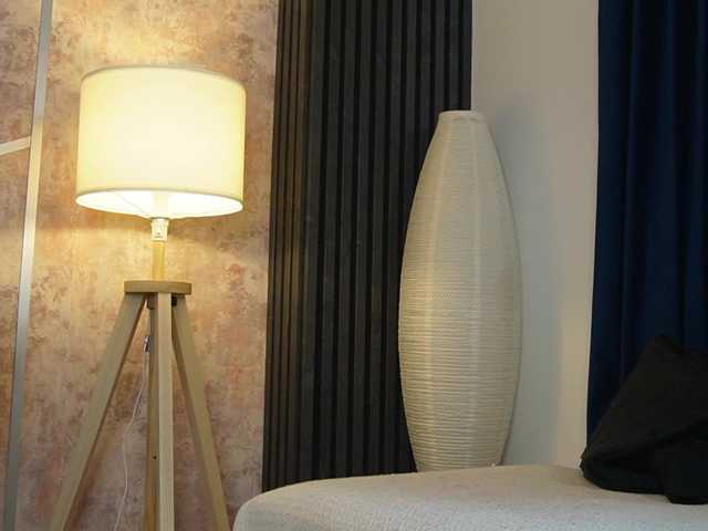 scarlet-eyes's BongaCams show and profile