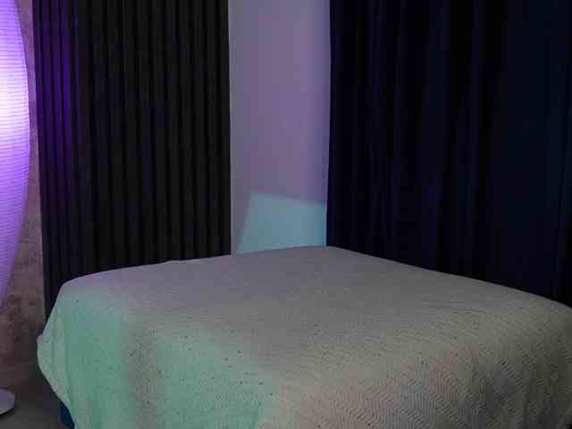 scarlet-eyes scarlet-eyes