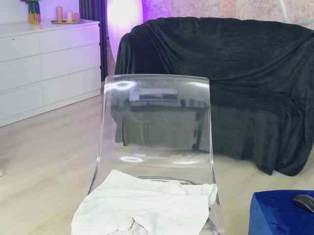 scarlet-eyes scarlet-eyes