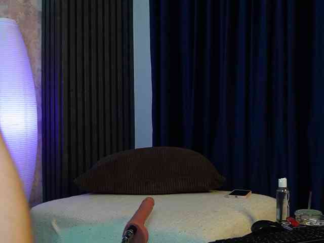 scarlet-eyes scarlet-eyes