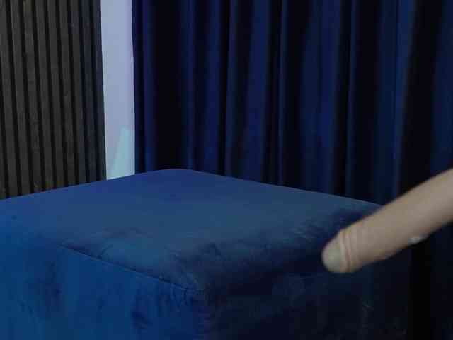 scarlet-eyes scarlet-eyes