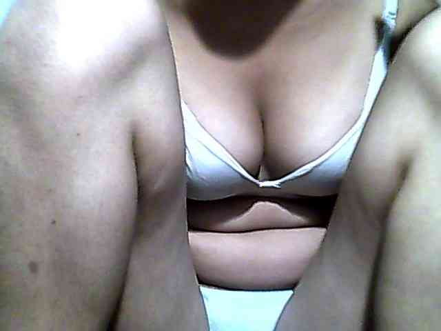 Anic7 Live Webcam on BongaCams