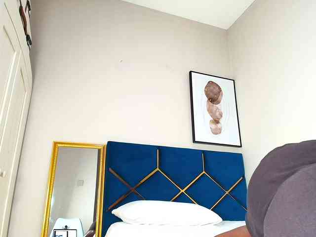 ebonyskinny webcam