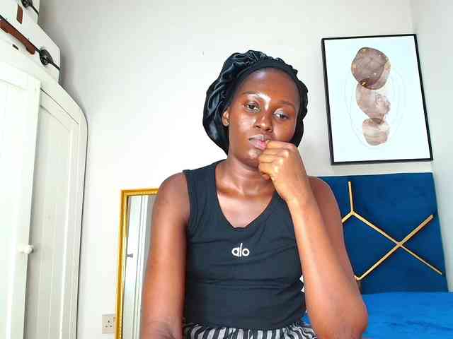 ebonyskinny