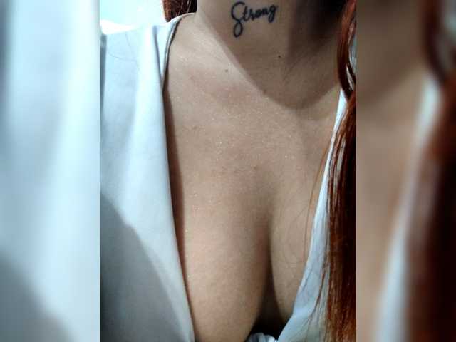 AliceHills's BongaCams show and profile