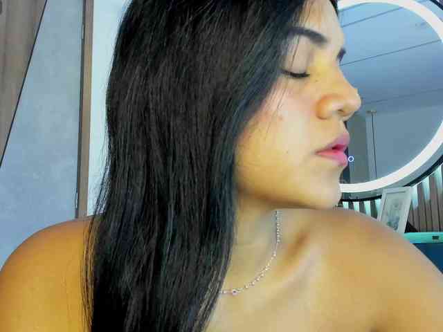 SofiGomez webcam