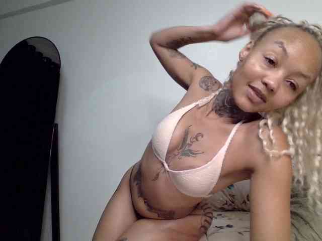 Africana-jojo webcam