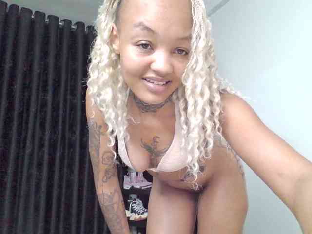Africana-jojo webcam