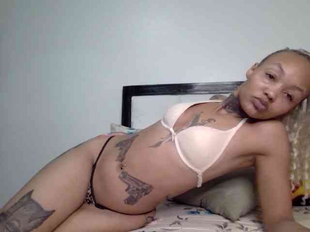 Africana-jojo webcam