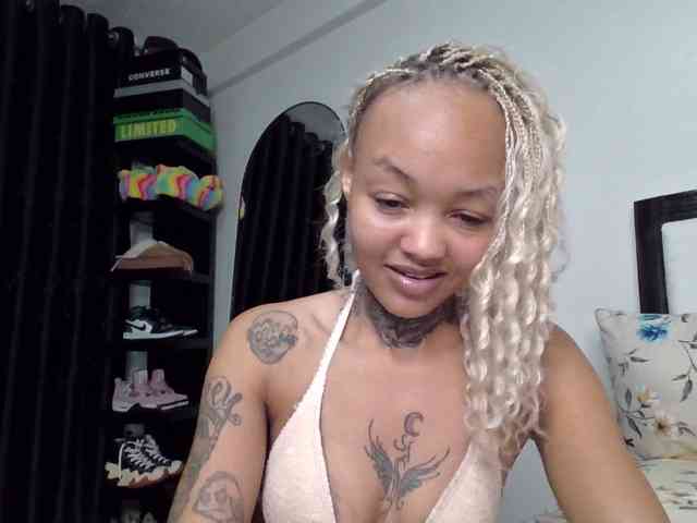 Africana-jojo webcam