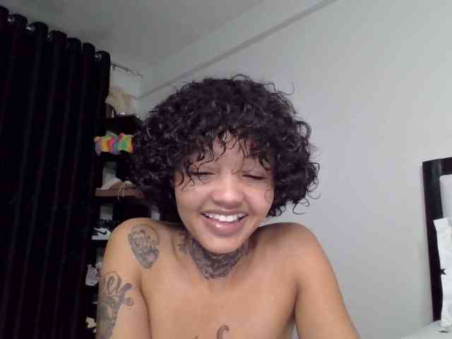 Africana-jojo webcam