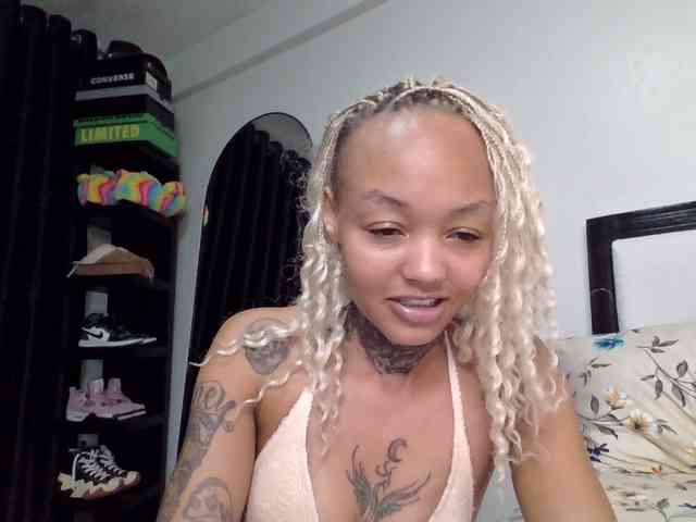 Africana-jojo webcam