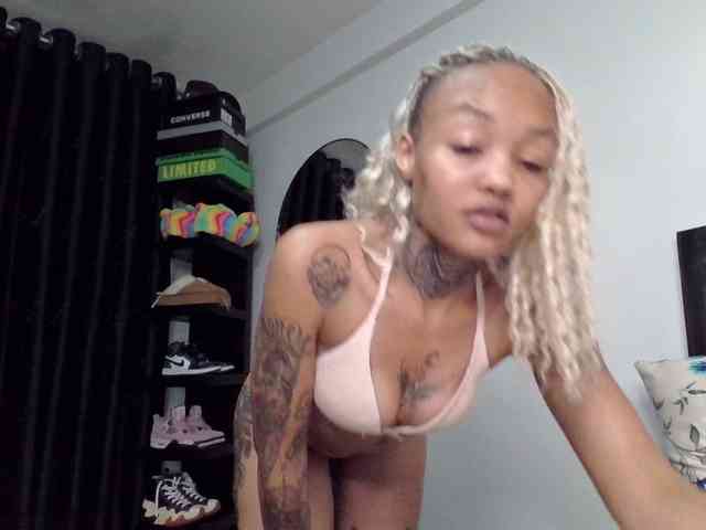 Africana-jojo webcam
