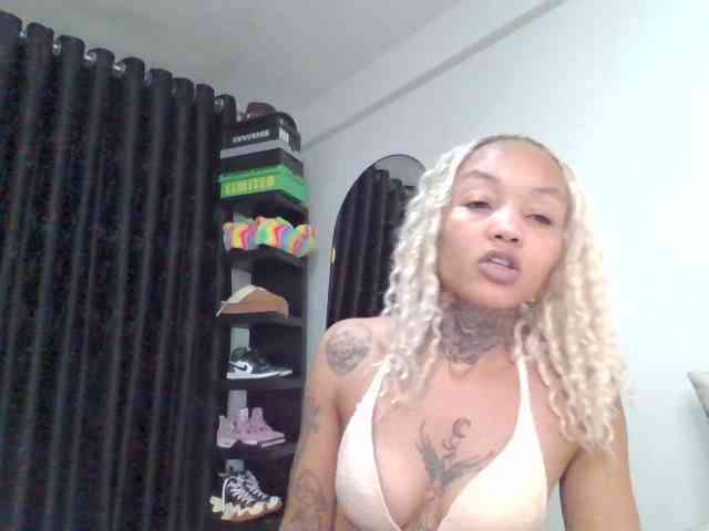 Africana-jojo webcam