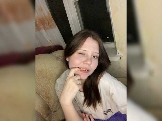 HARMONYX's BongaCams show and profile