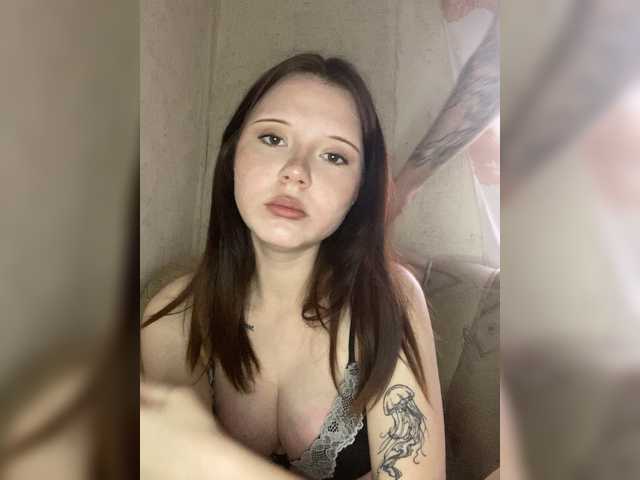 HARMONYX's BongaCams show and profile