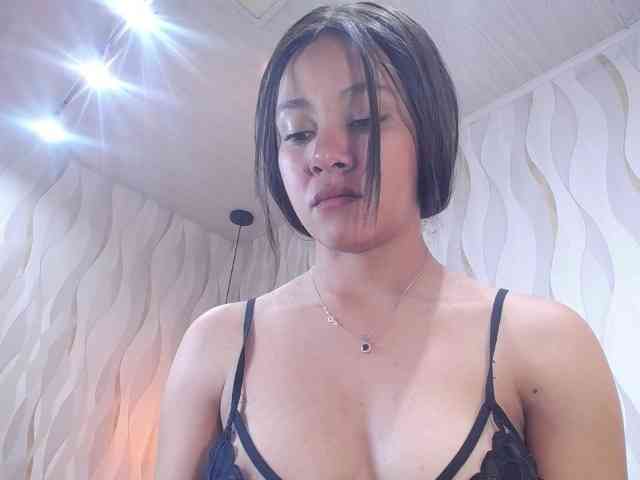 roxxanavelmont1 webcam