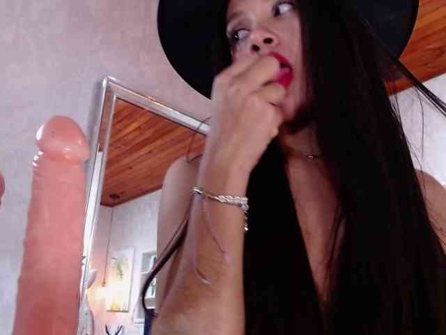 roxxanavelmont1 webcam