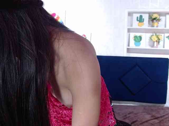 roxxanavelmont1 webcam