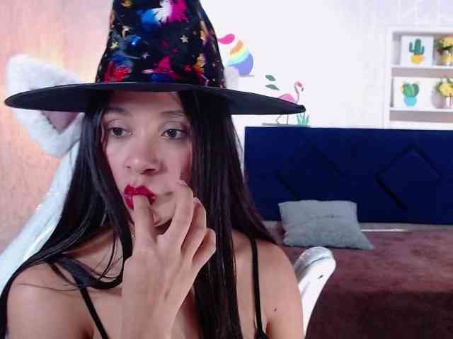roxxanavelmont1 webcam