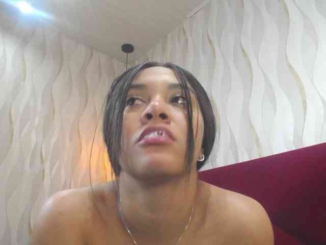 roxxanavelmont1 webcam