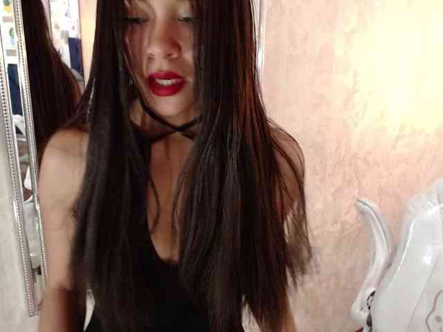 roxxanavelmont1 webcam