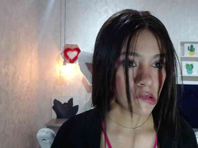 roxxanavelmont1 webcam