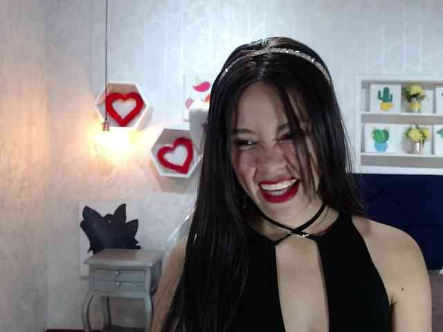 roxxanavelmont1 webcam