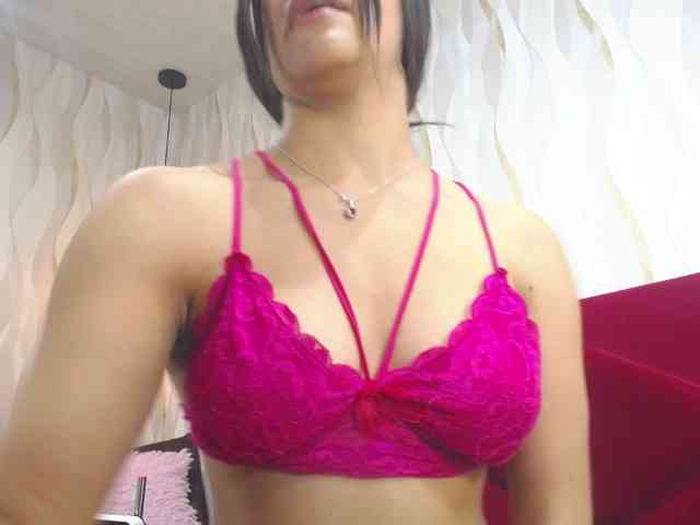 roxxanavelmont1 webcam