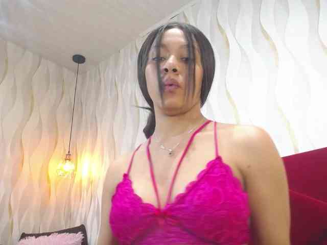 roxxanavelmont1 webcam