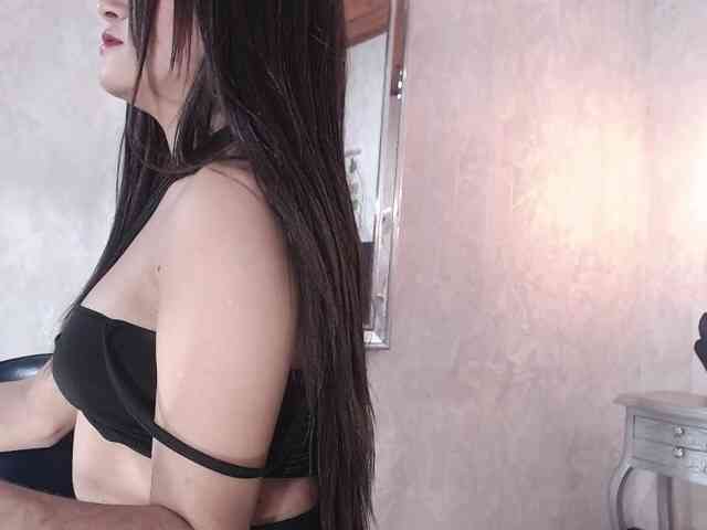 roxxanavelmont1 webcam