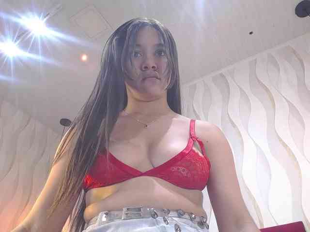 roxxanavelmont1 webcam